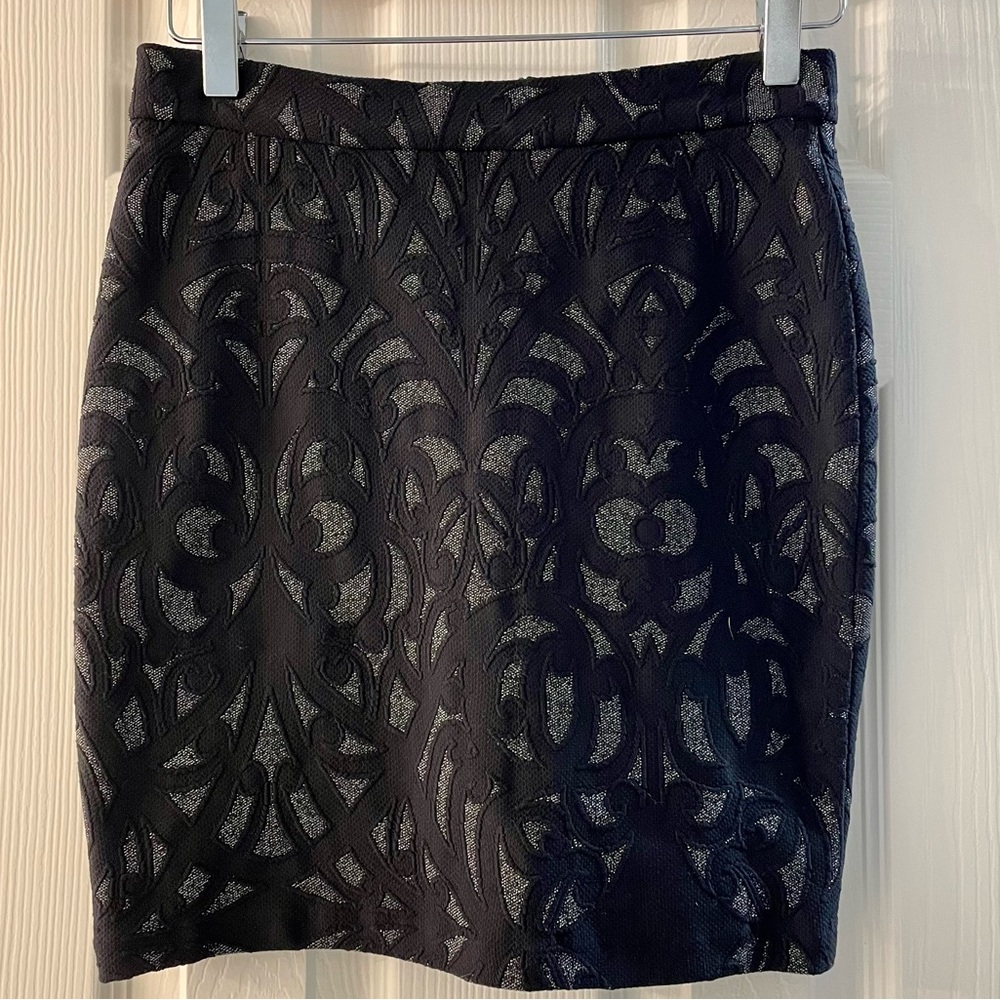 Parker Metallic Jacquard Back Zip Mini Skirt in Black Size 2